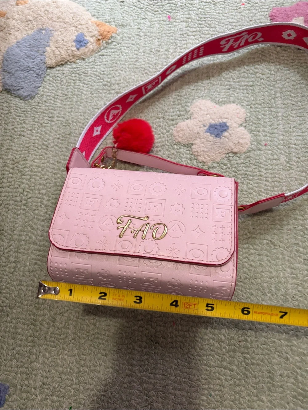 FAO Schwarz Pink Kids Purse with Play Makeup Set